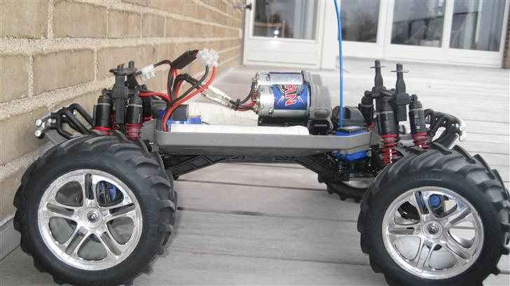 Off-Roader E-Maxx billede 8