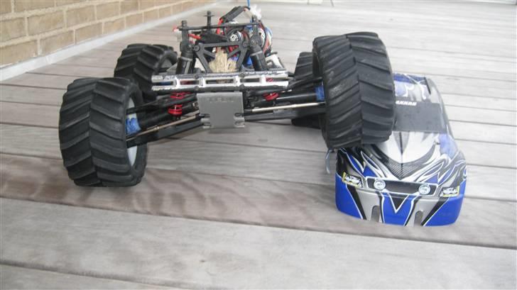 Off-Roader E-Maxx billede 9