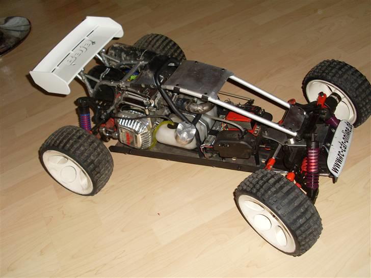 Buggy FG baja 4wd (Solgt) - Så mangler jeg bare at male det nye karos 3/6-09 billede 6