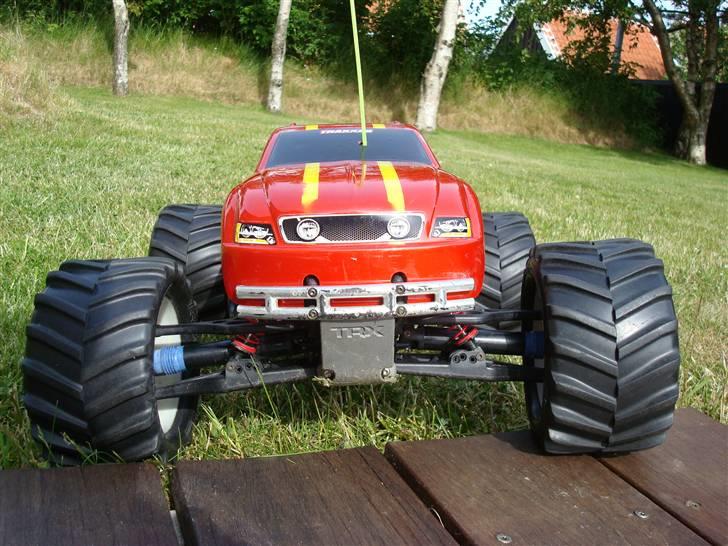 Bil Traxxas E-maxx billede 5
