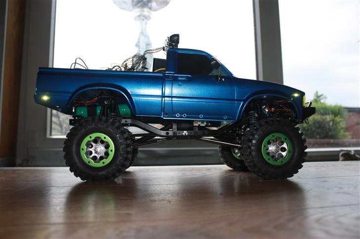 Off-Roader Axial SCX10 billede 1