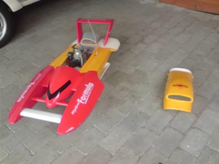 Båd hydro formula turbo solgt billede 9