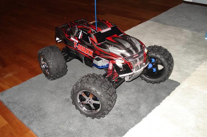 Off-Roader t-maxx billede 1