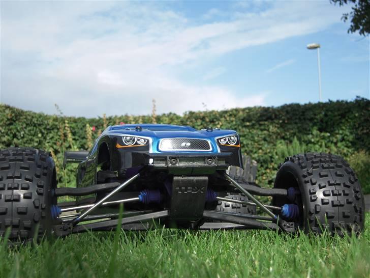 Off-Roader e-revo brushless solgt billede 8