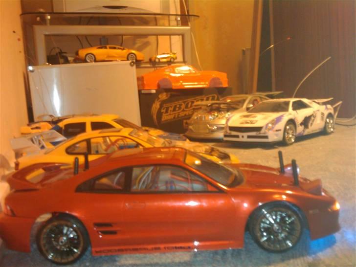 Bil Tamiya TB-03D - Et billede med MR-2´en og lidt af mit andet legetøj! billede 8