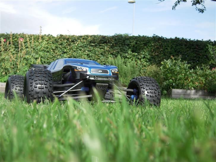 Off-Roader e-revo brushless solgt billede 9