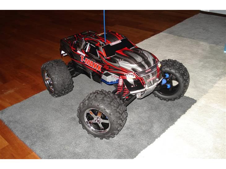 Off-Roader t-maxx billede 1