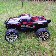 Off-Roader Hpi Savage Flux solgt