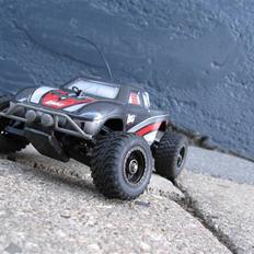 Truck Losi Micro-T desert truck
