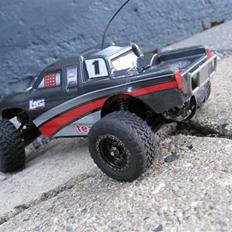 Truck Losi Micro-T desert truck