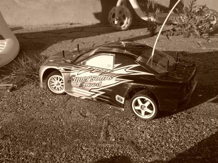 Bil Hbx Skyline billede 1