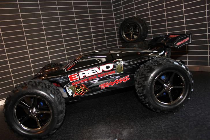 Truck E-REVO BRUSHLESS EDITION billede 4