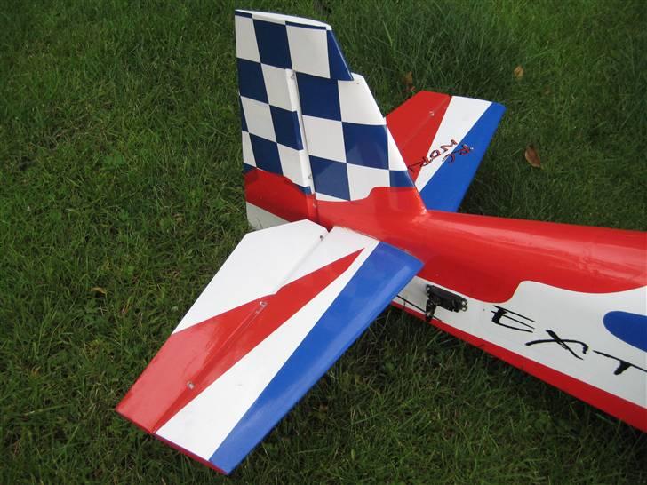 Fly CMPro Extra 300S Solgt billede 5