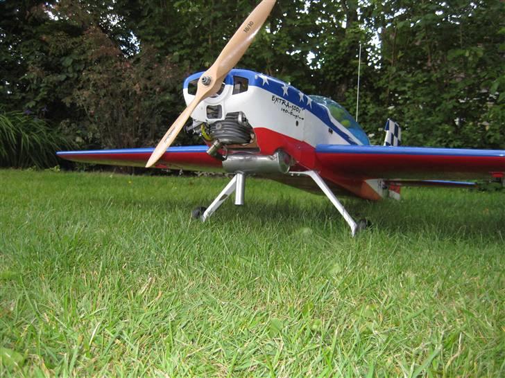 Fly CMPro Extra 300S Solgt billede 8