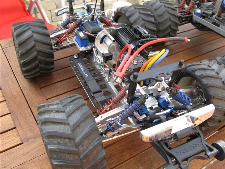 Truck Traxxas - Gorilla max - Fra Enden billede 3