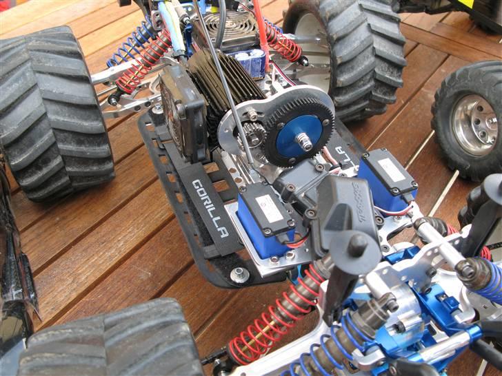 Truck Traxxas - Gorilla max - Close up billede 4