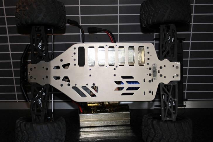 Off-Roader Stealth X09 Brushless  billede 4