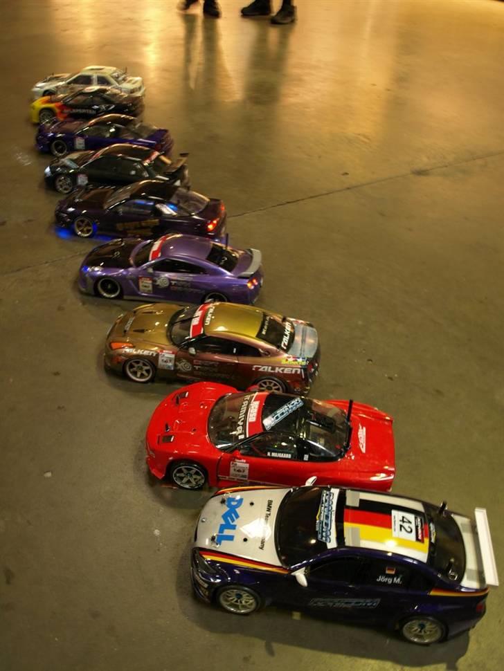 Bil Tamiya TB02R (D) - Gruppefoto til Fast and Furious carshow Fredericia. billede 4