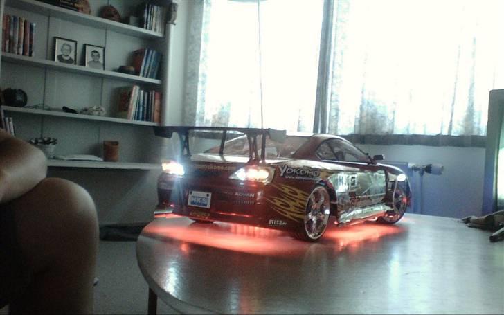 Bil Nissan Silvia - i bag enden er der hvid orange og rød billede 18