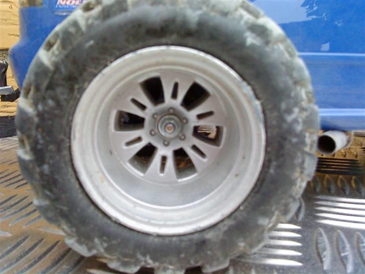 Bil Audi RS4 offroad Solgt - offroad hjulene billede 11