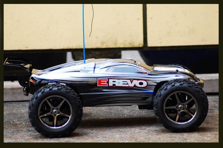 Bil  Traxxas E-revo Brushless billede 7
