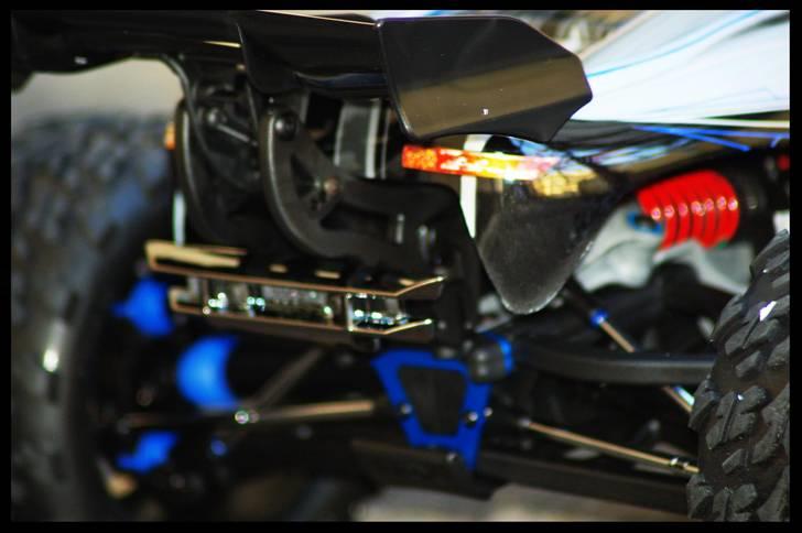 Bil  Traxxas E-revo Brushless billede 11