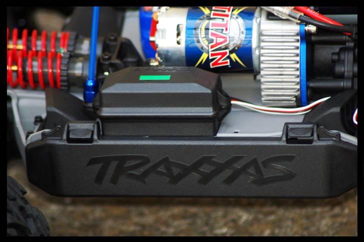 Bil  Traxxas E-revo Brushless - Traxxas :D billede 15