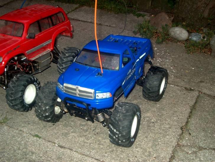 Off-Roader Kyosho QRC Wild Dodge Ram billede 2