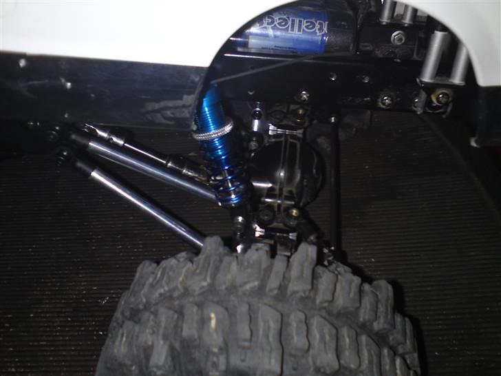 Off-Roader F-350 Hi-Lift 4 Link - Efter tip fra Claus så kan den flexe meget mere nu, tak for det ja ;-) billede 14