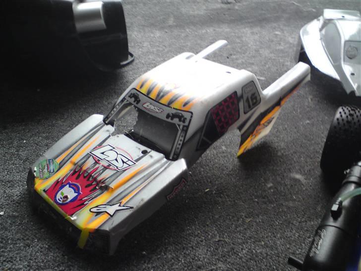 Buggy kyosho inferno TR15 "DØD" billede 6