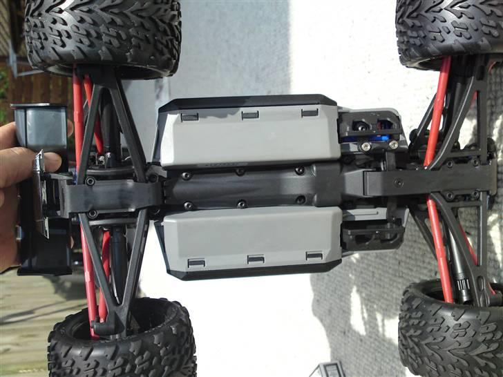 Truck E-Revo VXL 1/16 Brushless billede 12