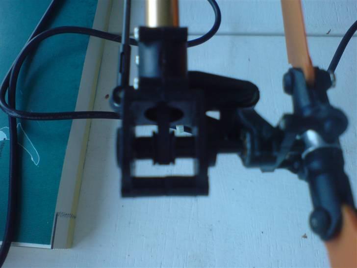 Helikopter Esky Honey Bee King2 $$ billede 5