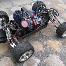 Truck Traxxas Jato 3,3 (Solgt)