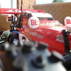 Buggy Tamiya Hotshot re. 85'er