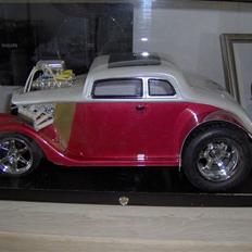 Bil Willy´s V8 Hot Rod Coupé