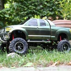 Off-Roader Toyota Tundra highlift