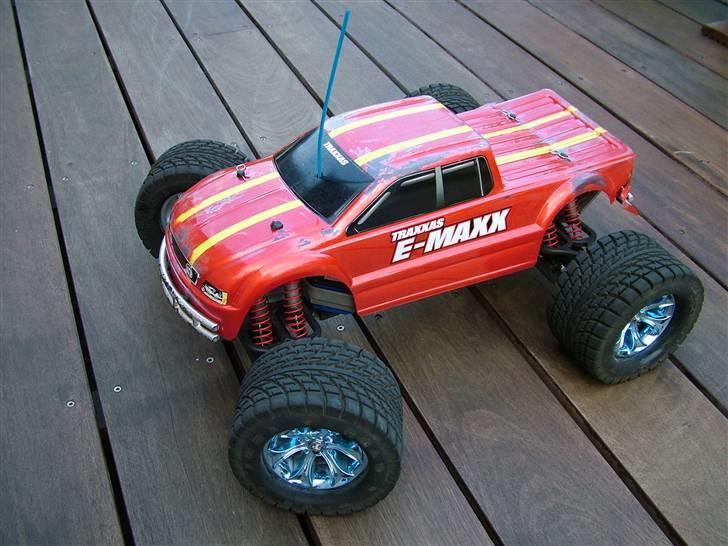 Bil Traxxas E-maxx - Nye (brugte) onroad dæk til min E-maxx - Imex Road Dawg billede 9