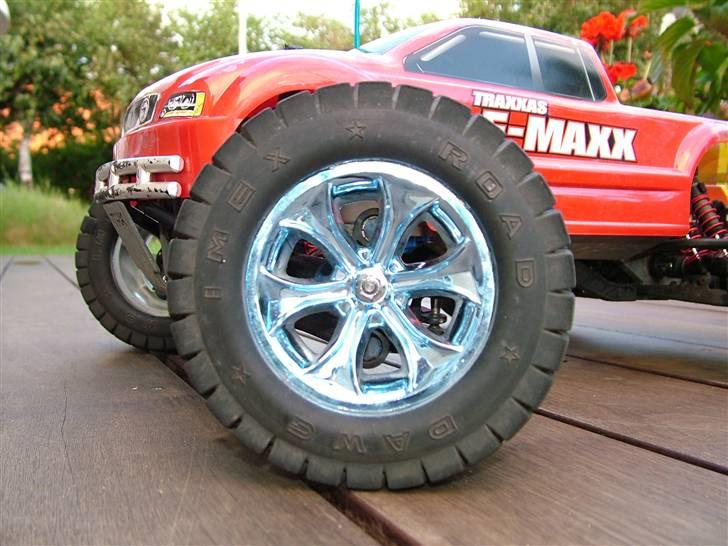 Bil Traxxas E-maxx - Nye (brugte) onroad dæk til min E-maxx - Imex Road Dawg billede 10