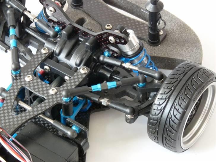 Bil Tamiya TB Evo3SE - Styringsmodifikation for mere kontant styring billede 17