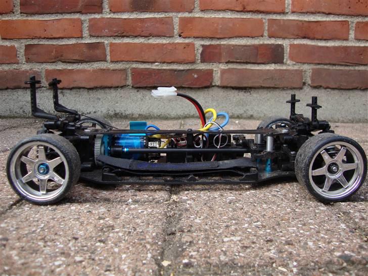 Bil Tamiya TT-01E (Drift) billede 13