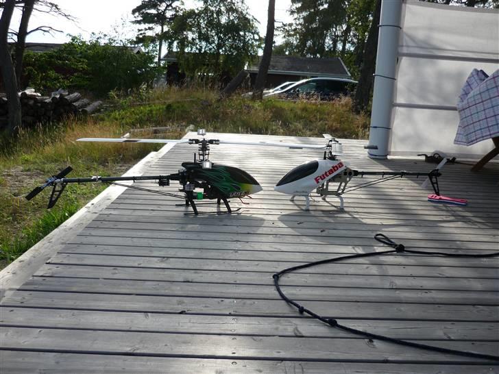 Helikopter T-Rex 600 E   - Venstre Konge helien. Højre reservedele. billede 8