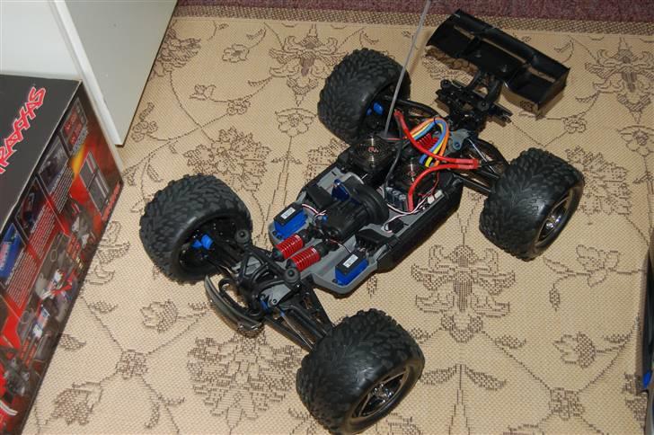 Bil  Traxxas E-revo Brushless billede 20