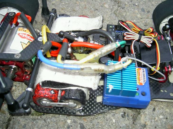 Bil Corally sp12 us - ikke det bedste elektonik, men fin at test køre lidt på billede 12