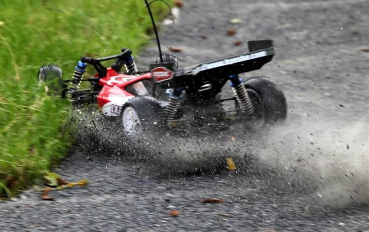 Buggy Kyosho Laser ZX-5 billede 17