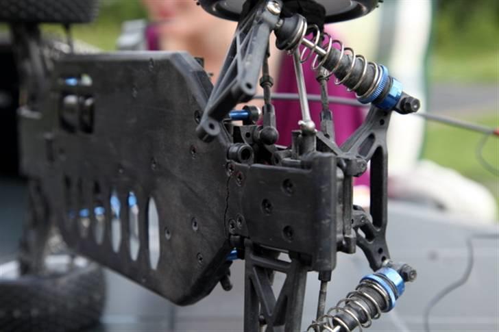 Buggy Kyosho Laser ZX-5 billede 19