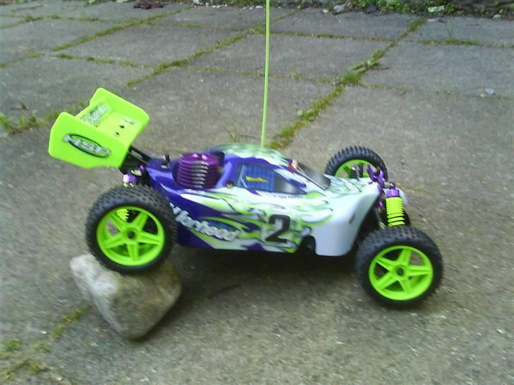 Buggy Atomic Warhead billede 1