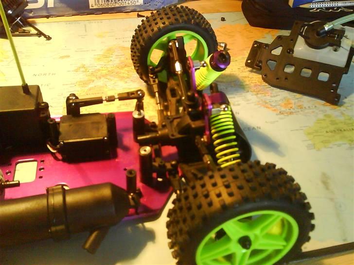 Buggy Atomic Warhead billede 6