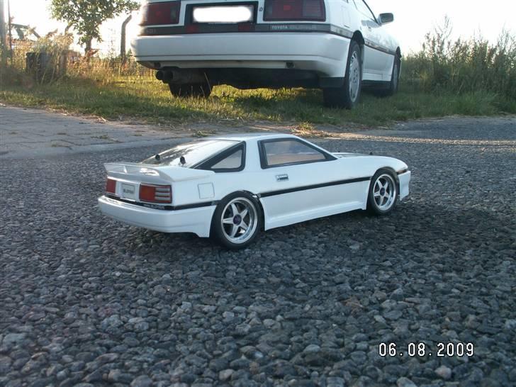 Bil Xray T2 007 Supra Mk3 - Xray T2 007 Toyota Supra 3.0i Mk3 billede 5