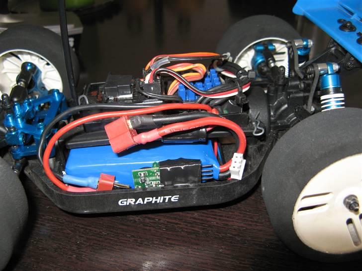 Buggy anderson mb4cpt.brushless - lipo alarm ved siden af batteriet billede 10