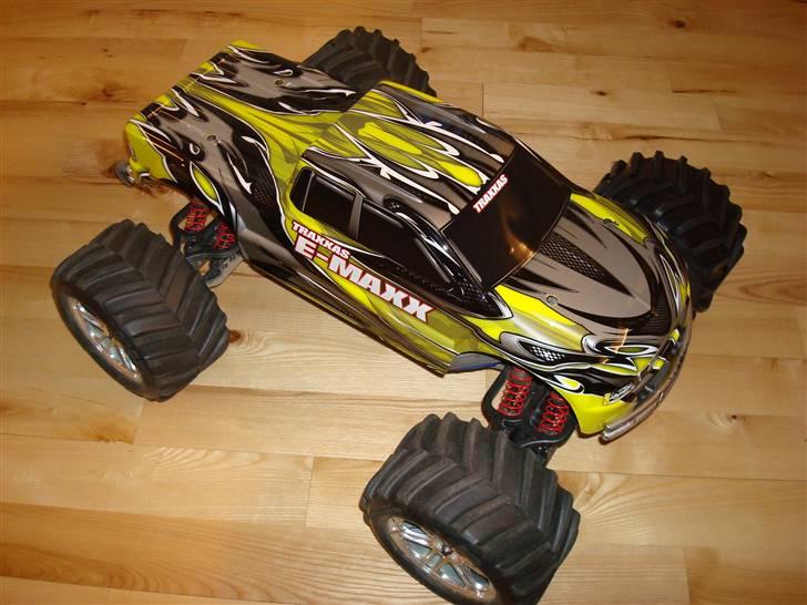 Bil Traxxas E-maxx billede 12